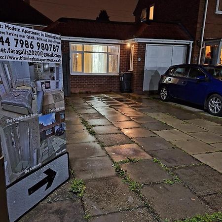 Luxury Apartment In Birmingham With Free Parking. Buitenkant foto